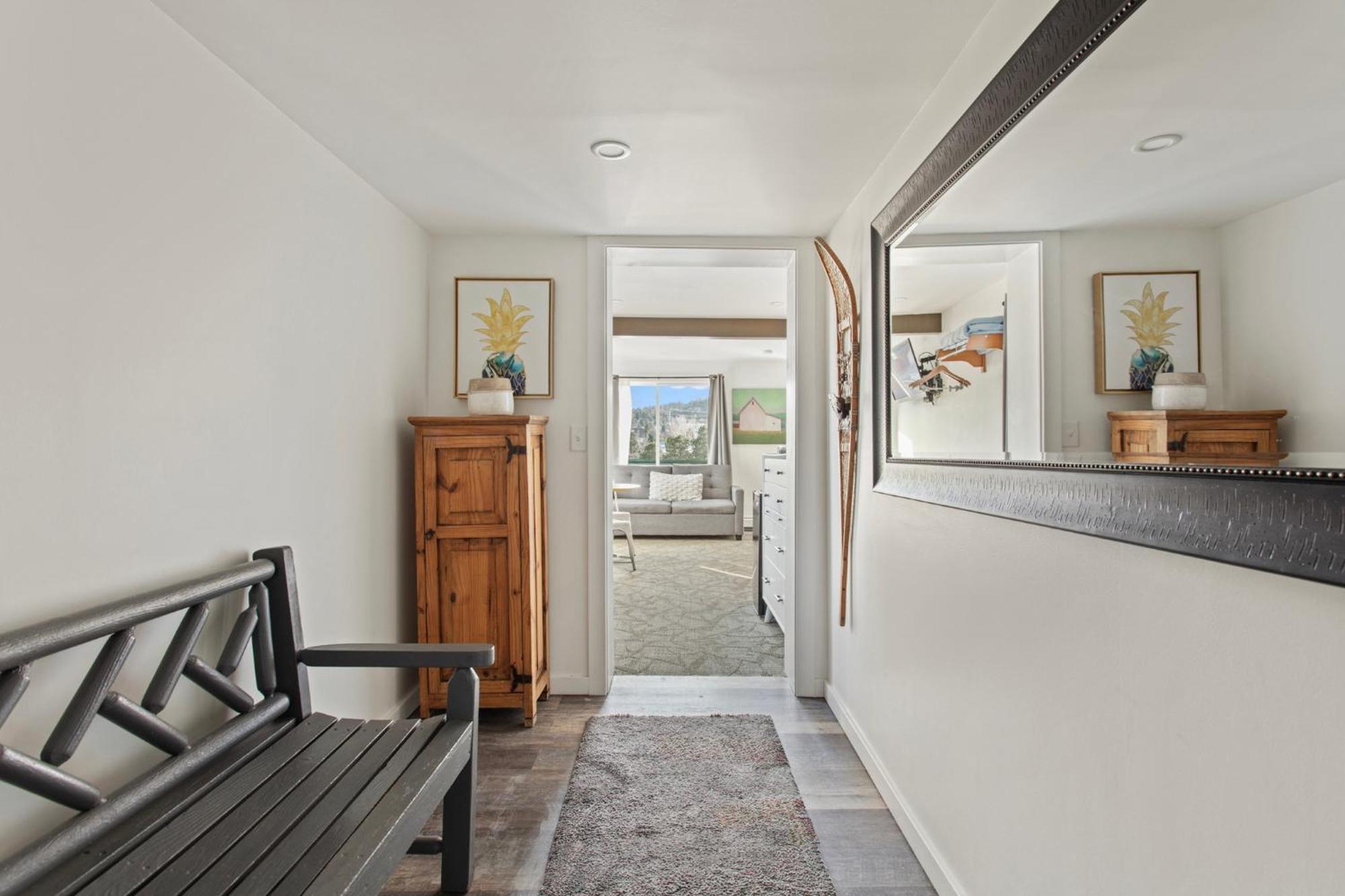 Discovery Lodge *